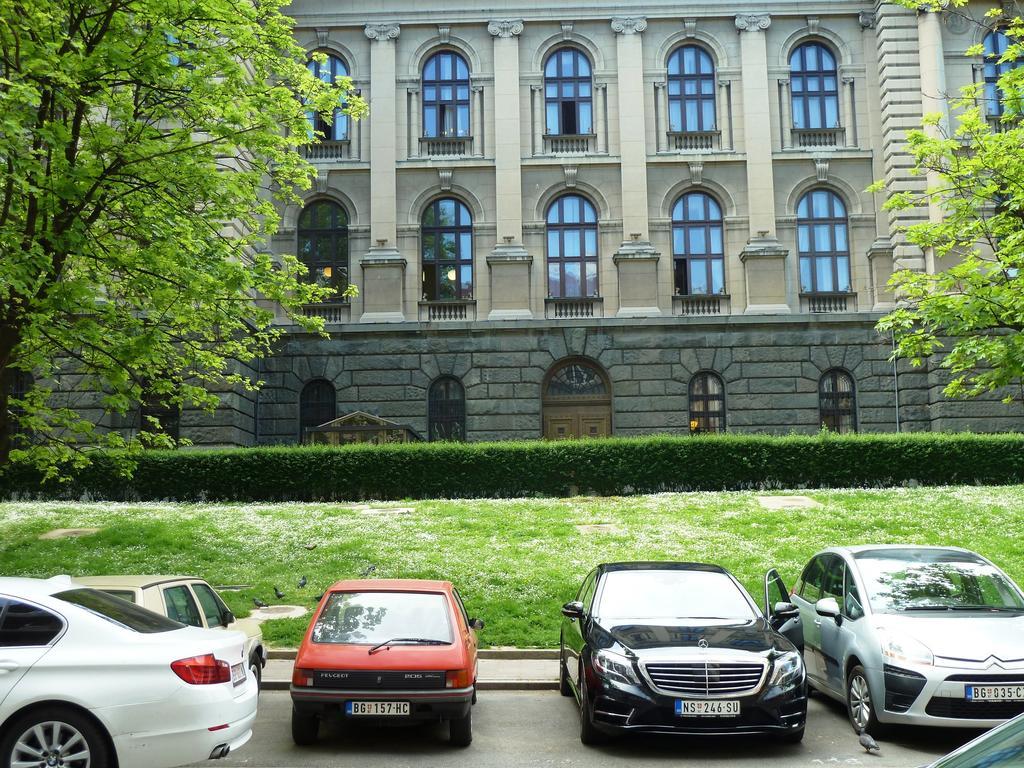 Apartment Parliament Park Beograd Eksteriør billede