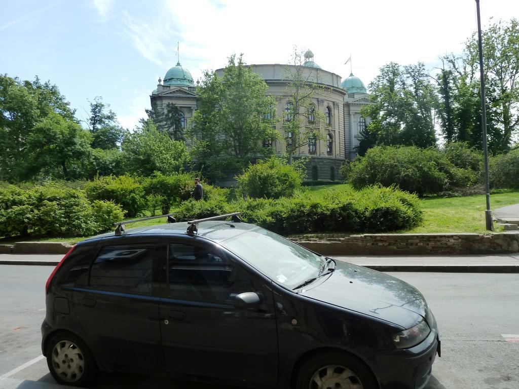 Apartment Parliament Park Beograd Eksteriør billede
