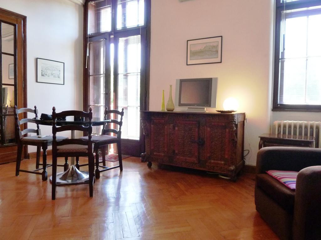 Apartment Parliament Park Beograd Eksteriør billede